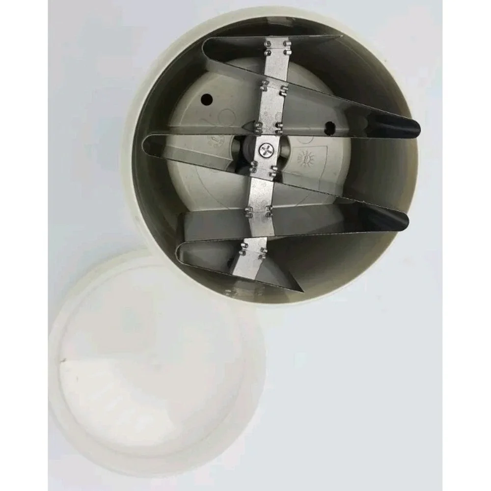 Zyliss Rotating Stainless Steel Blades Food Chopper Swiss Made Blade Guard & Cup
